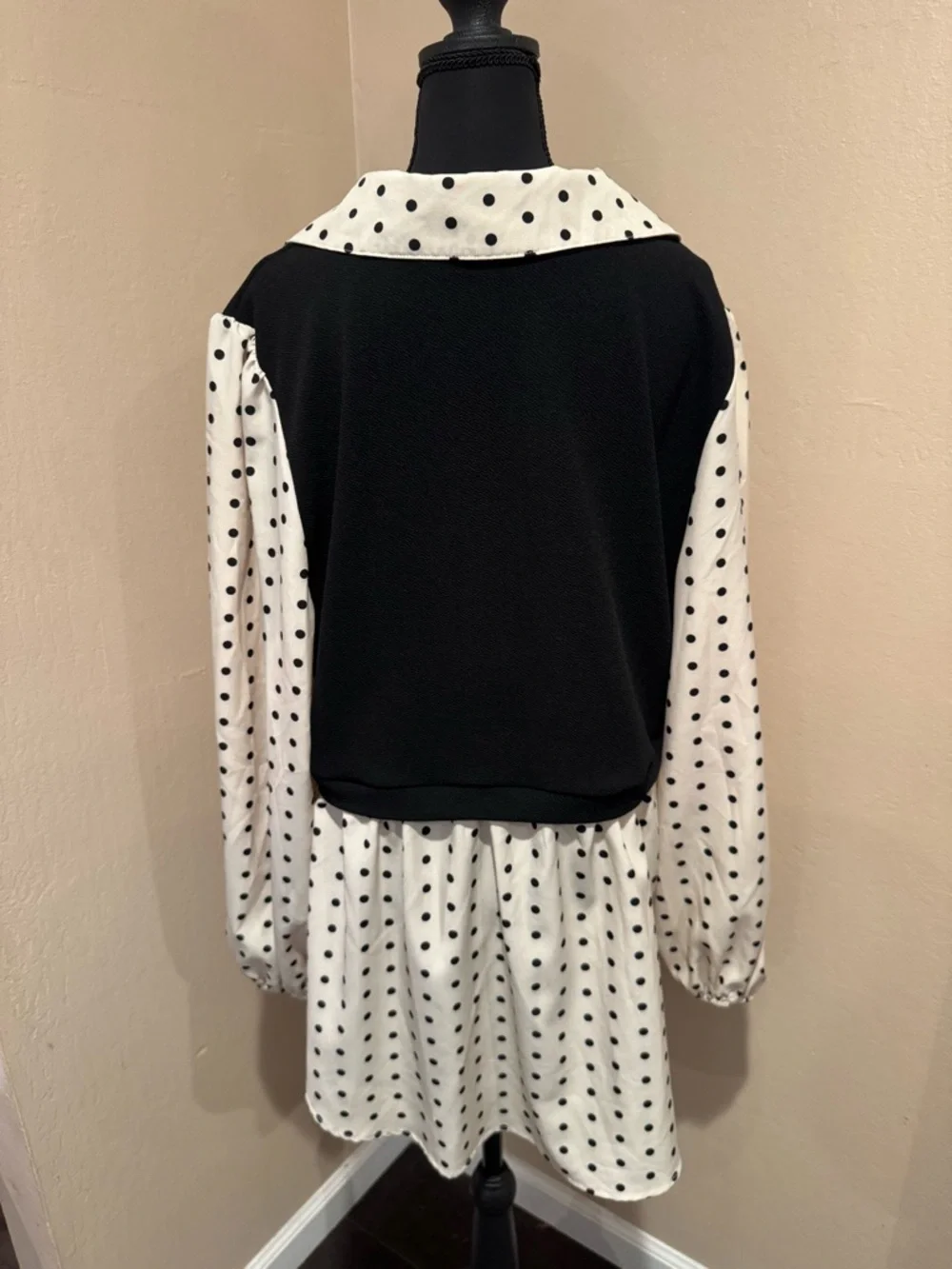 Black and White Polka Dot Layered Sweater Blouse Plus Size - Picture 2 of 6